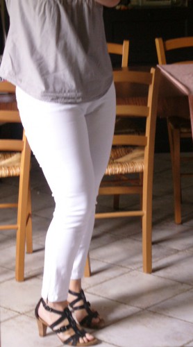 pantalon blanc juillet 2014 (1).JPG