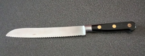 #25 couteau.jpg